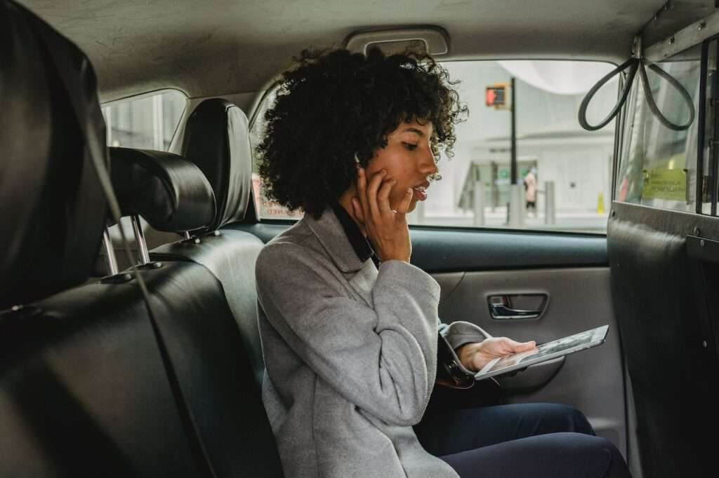 Private Car Service EWR to Manhattan Sedan at Terminal